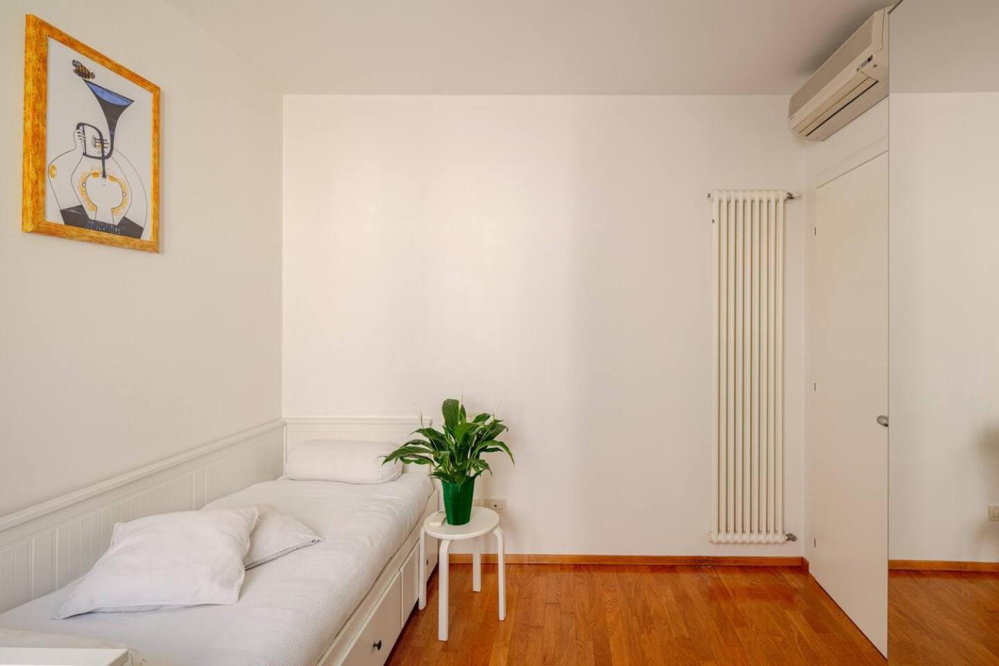 Santo Stefano Square Apartment Bologna Luaran gambar